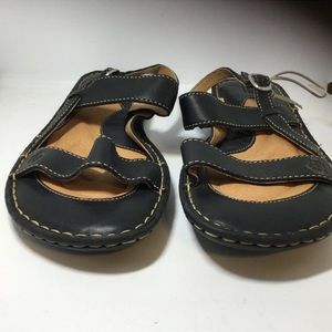 Born Strappy Sandals Womens Sz. 11 New Without Box